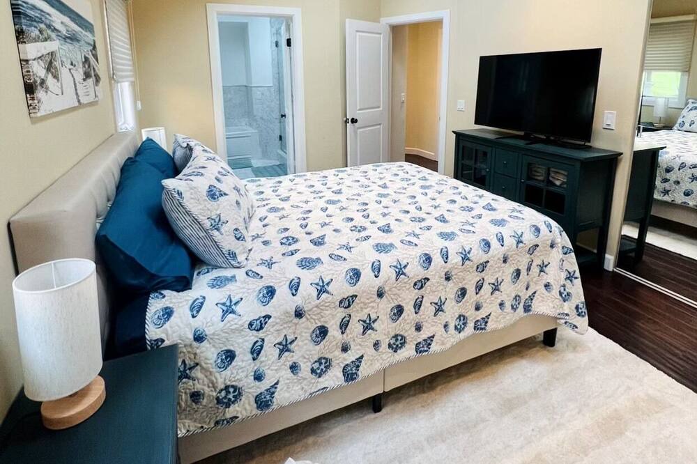 Photo of Bedroom in Hermosa Beach