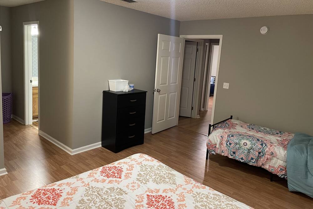 Photo of Bedroom in Northside