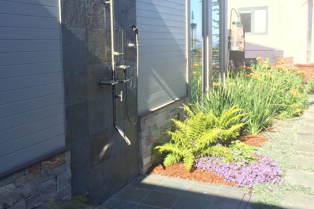 Photo of Outdoor in Golden Rectangle