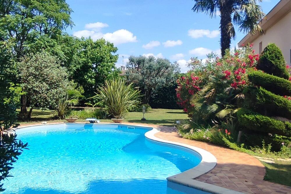 Photo of Outdoor in Agen