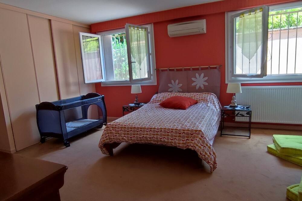 Photo of Bedroom in Agen