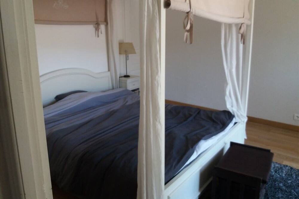 Photo of Bedroom in Saint-Paul-le-Jeune