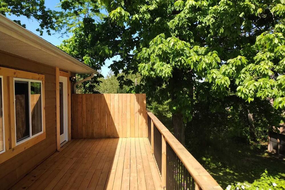 Photo of Patio Balcony in Howe Island