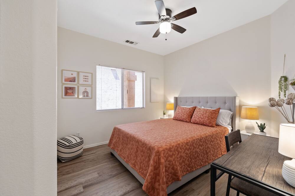 Photo of Bedroom in Arrowhead Sunrise