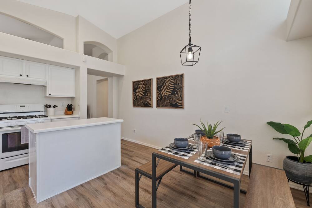 Photo of Kitchen in Arrowhead Sunrise