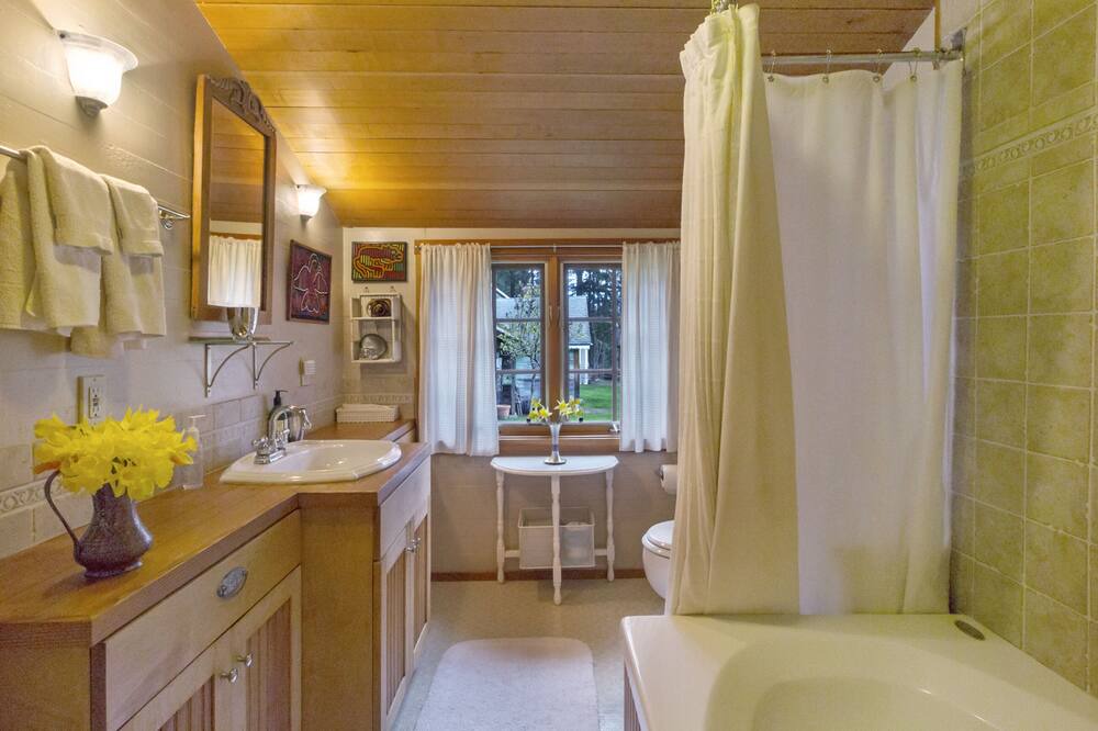 Photo of Bathroom in Olga