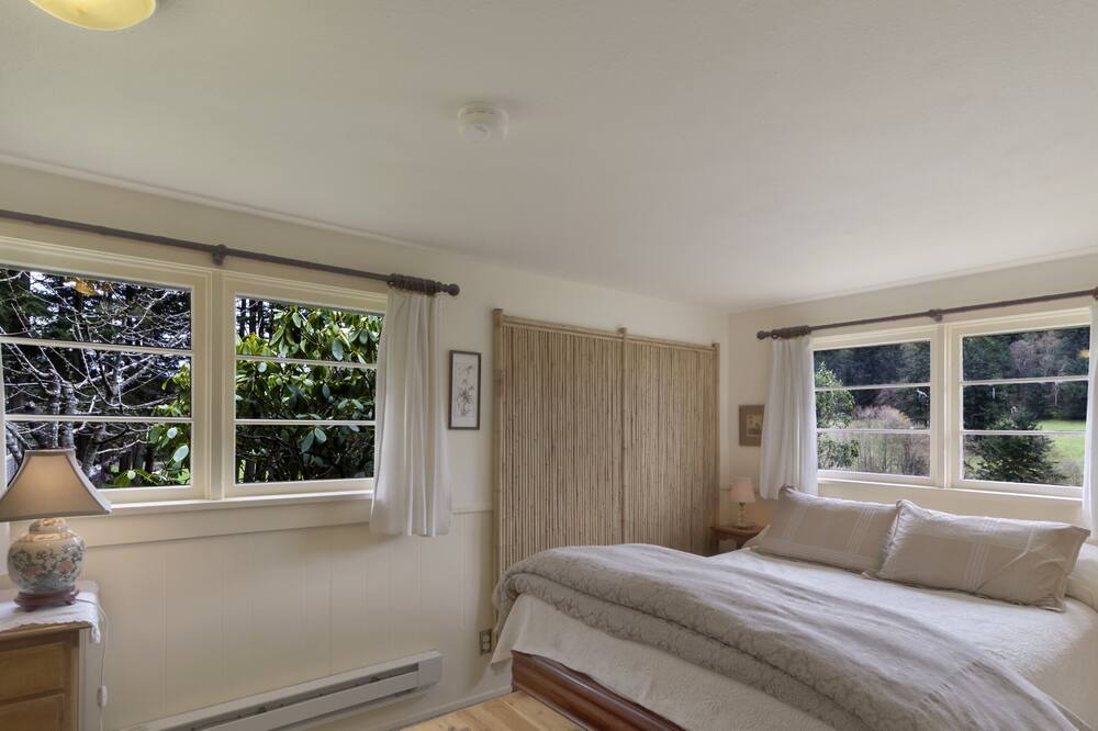 Photo of Others in Olga