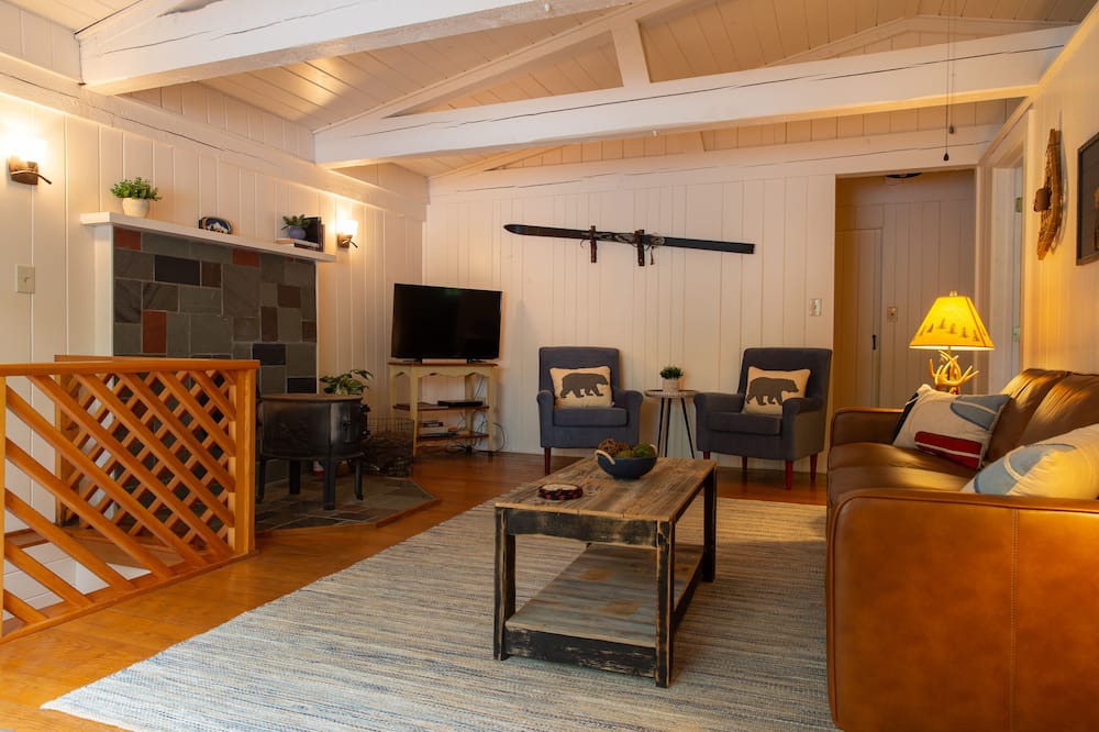 Photo of Livingroom in Wardsboro