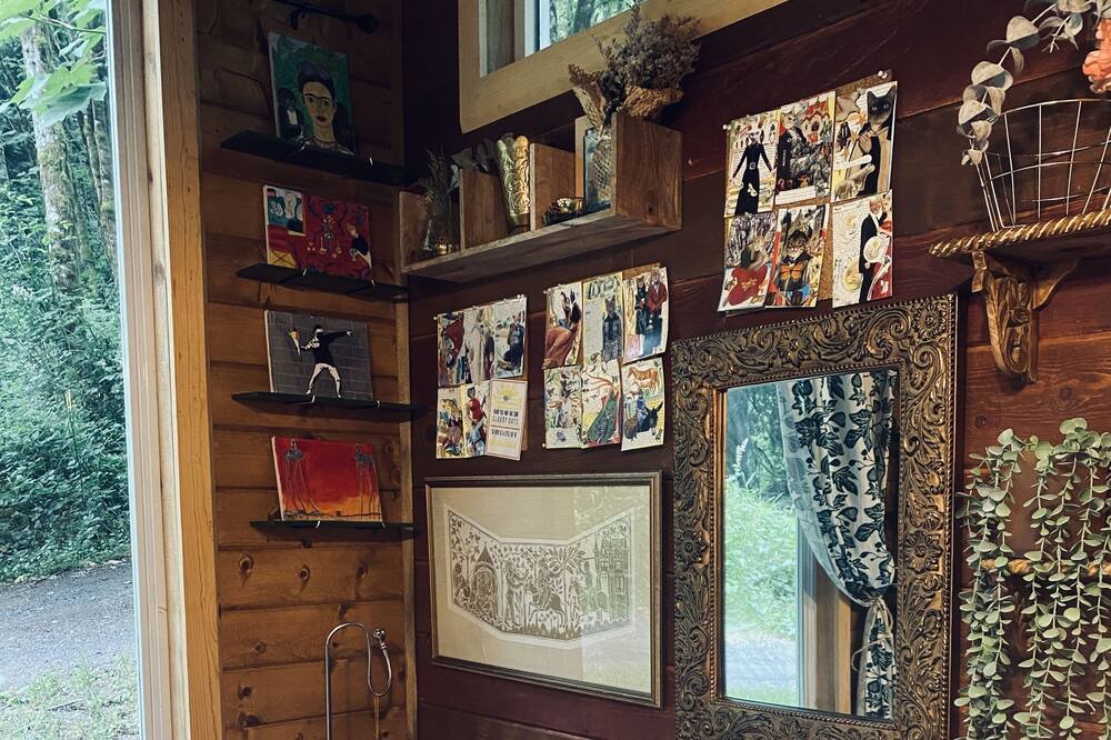 Photo of Livingroom in Clatskanie