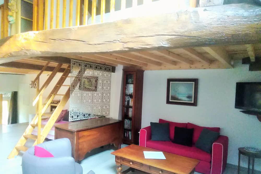 Photo of Livingroom in Saint-Maurice-en-Riviere