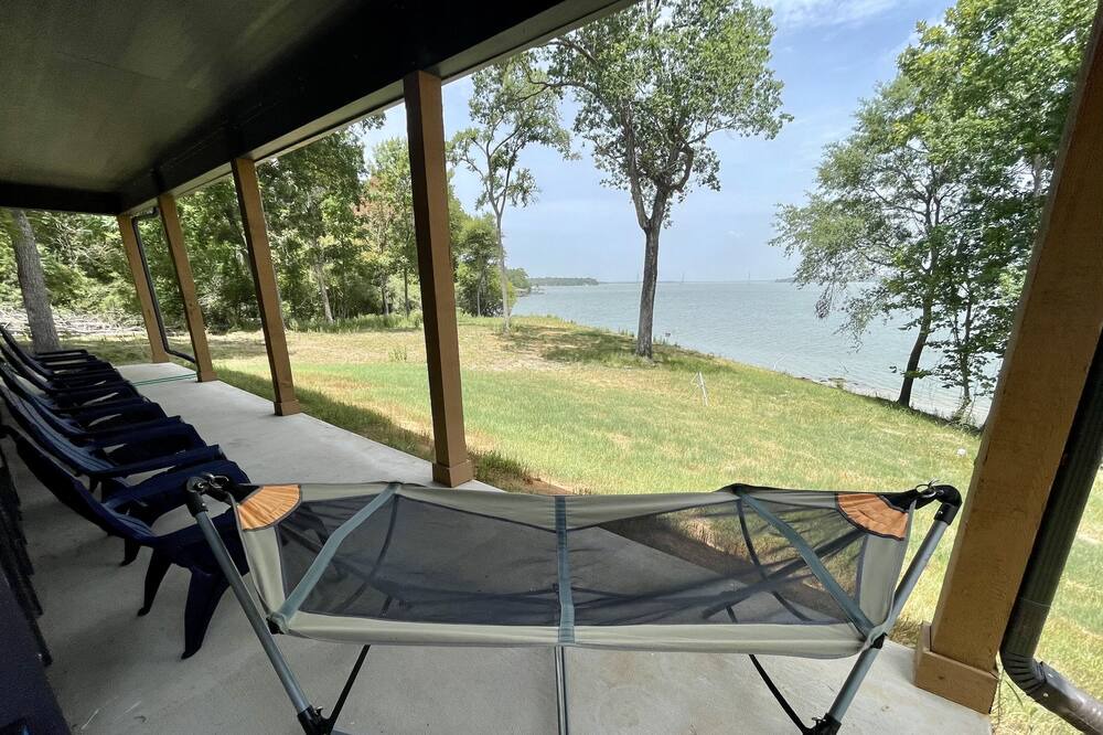 Photo of Patio Balcony in Oakhurst
