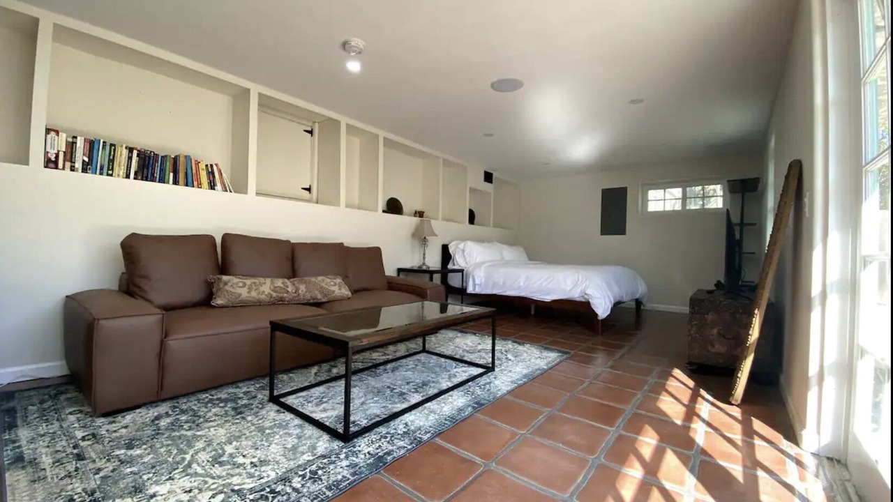 Photo of Others in North Babylon