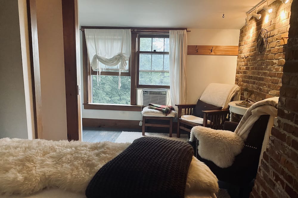 Photo of Bedroom in Canterbury