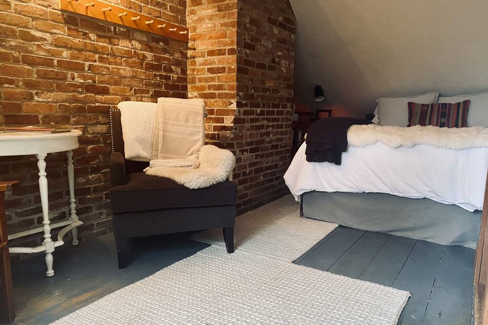 Photo of Bedroom in Canterbury