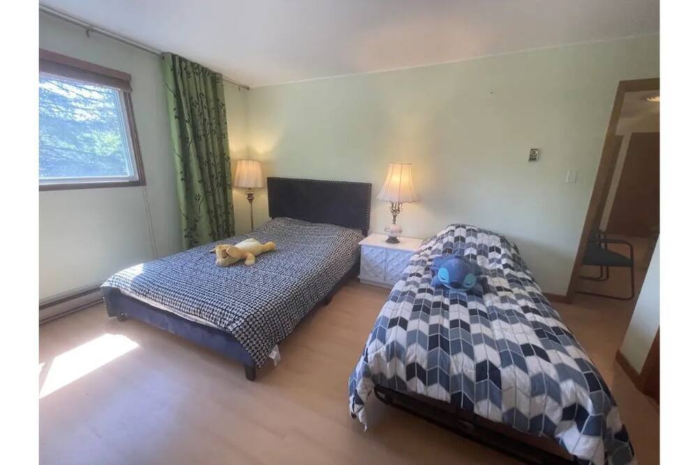 Photo of Bedroom in Frontenac