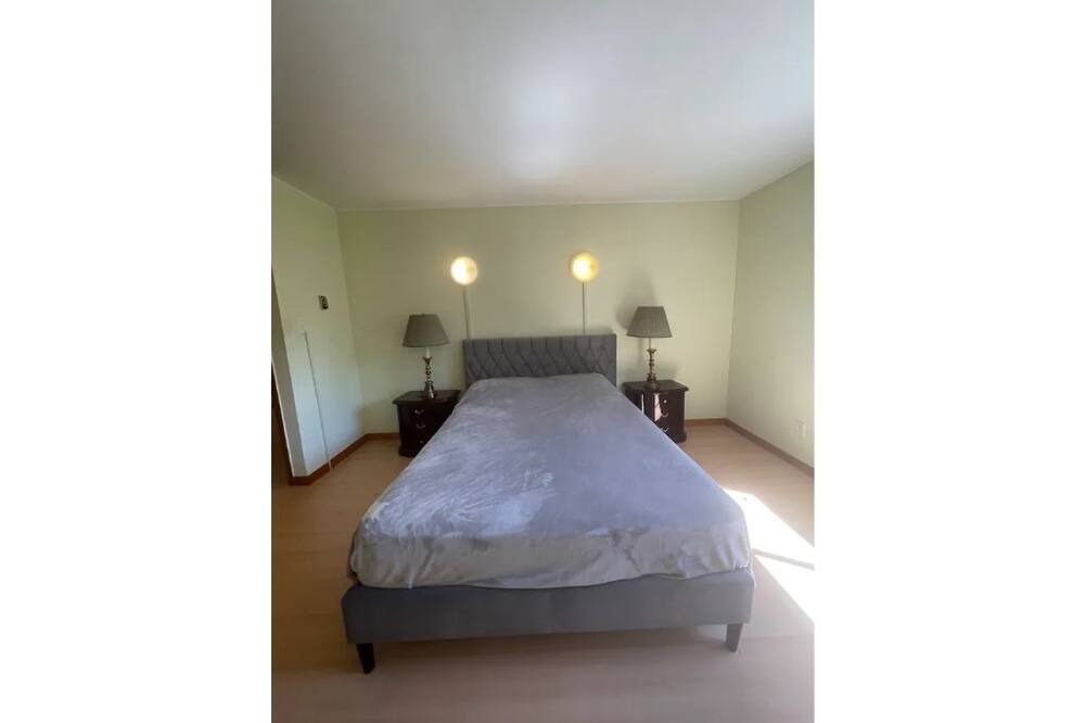 Photo of Bedroom in Frontenac