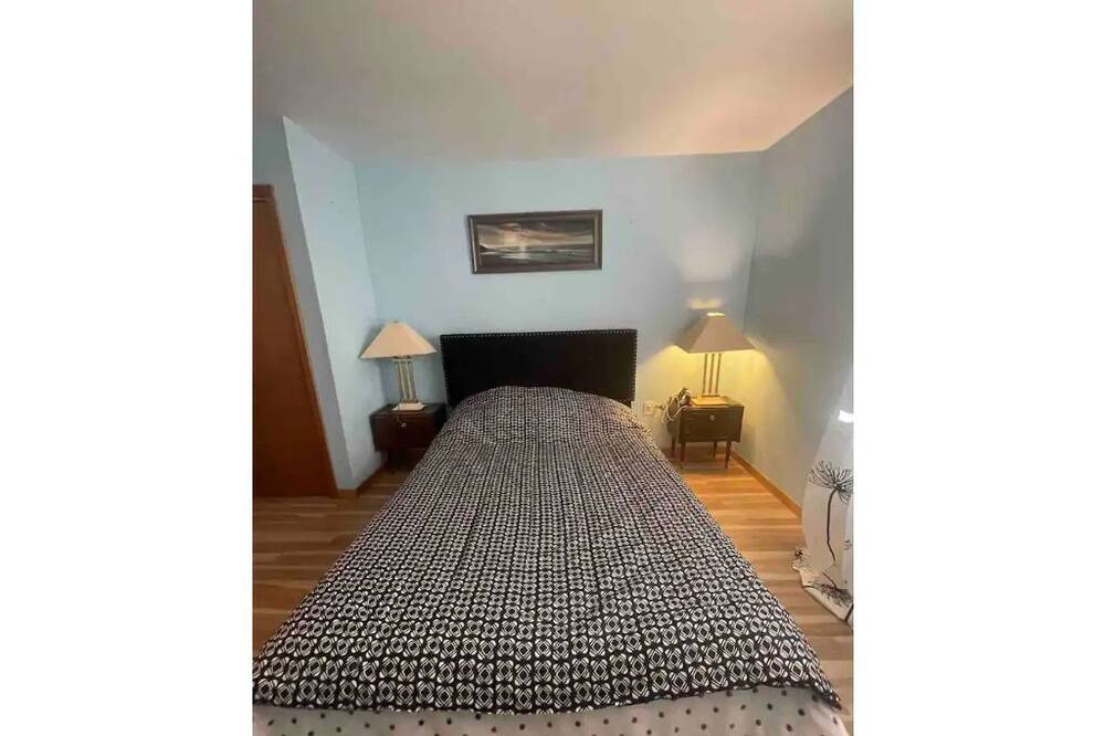 Photo of Bedroom in Frontenac
