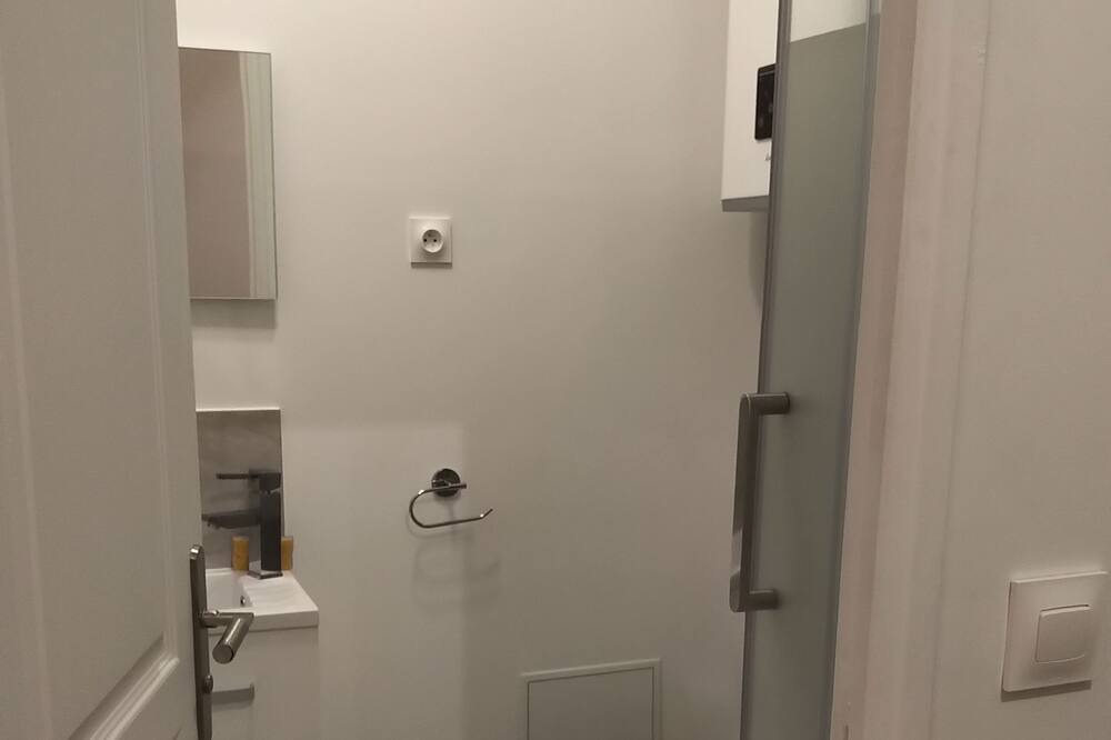 Photo of Bathroom in Haie Vigne