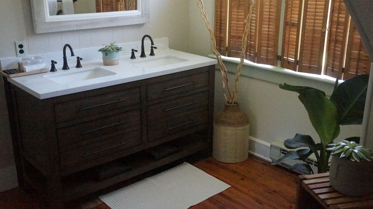 Photo of Bathroom in Canadensis