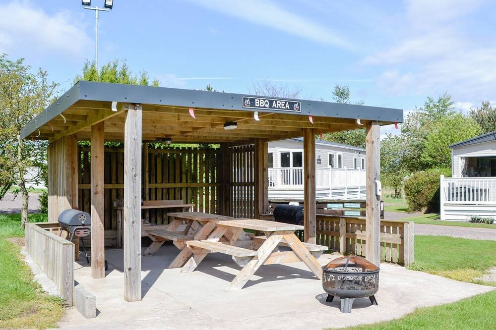 Photo of Others in Saint Cyrus