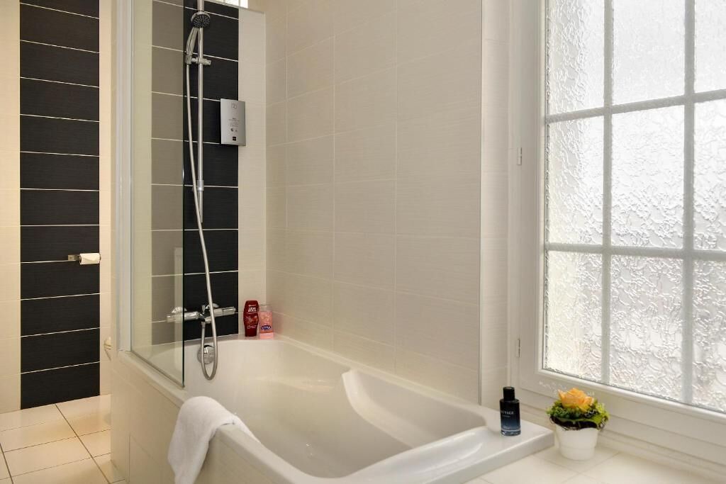 Photo of Bathroom in Salbris