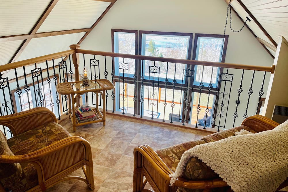 Photo of Livingroom in L'Anse-Saint-Jean