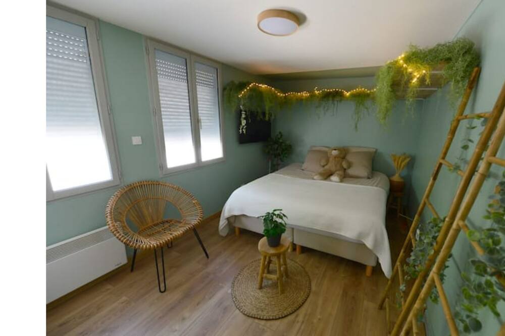 Photo of Bedroom in Saint-Jean-de-Vedas
