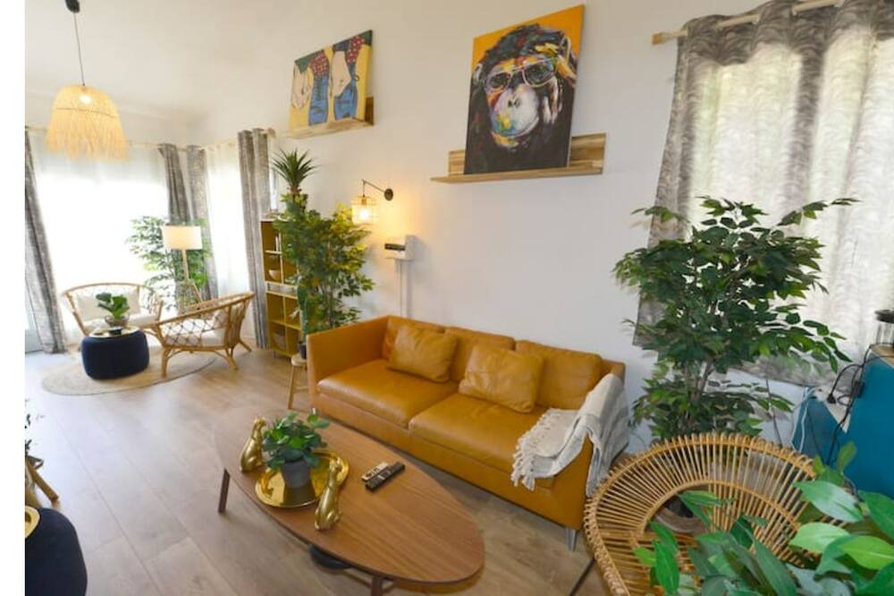 Photo of Livingroom in Saint-Jean-de-Vedas