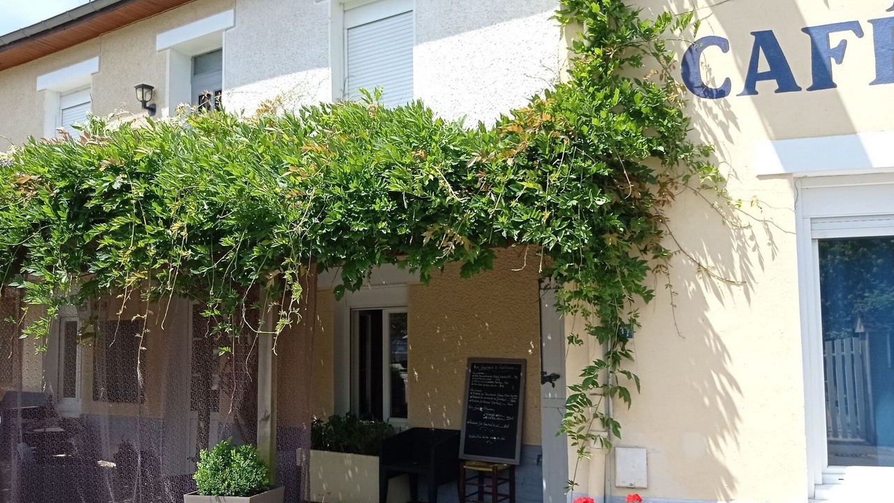 Photo of Outdoor in Poueyferre