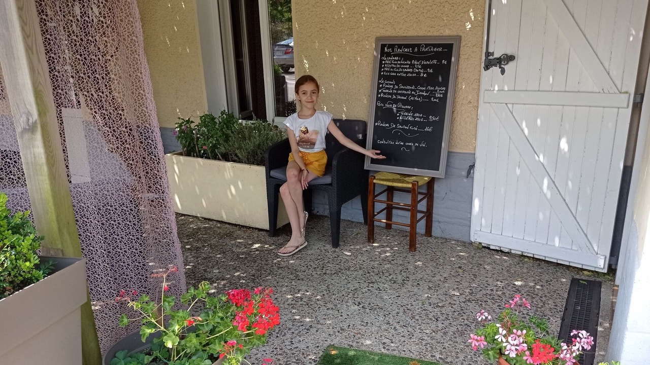 Photo of Outdoor in Poueyferre