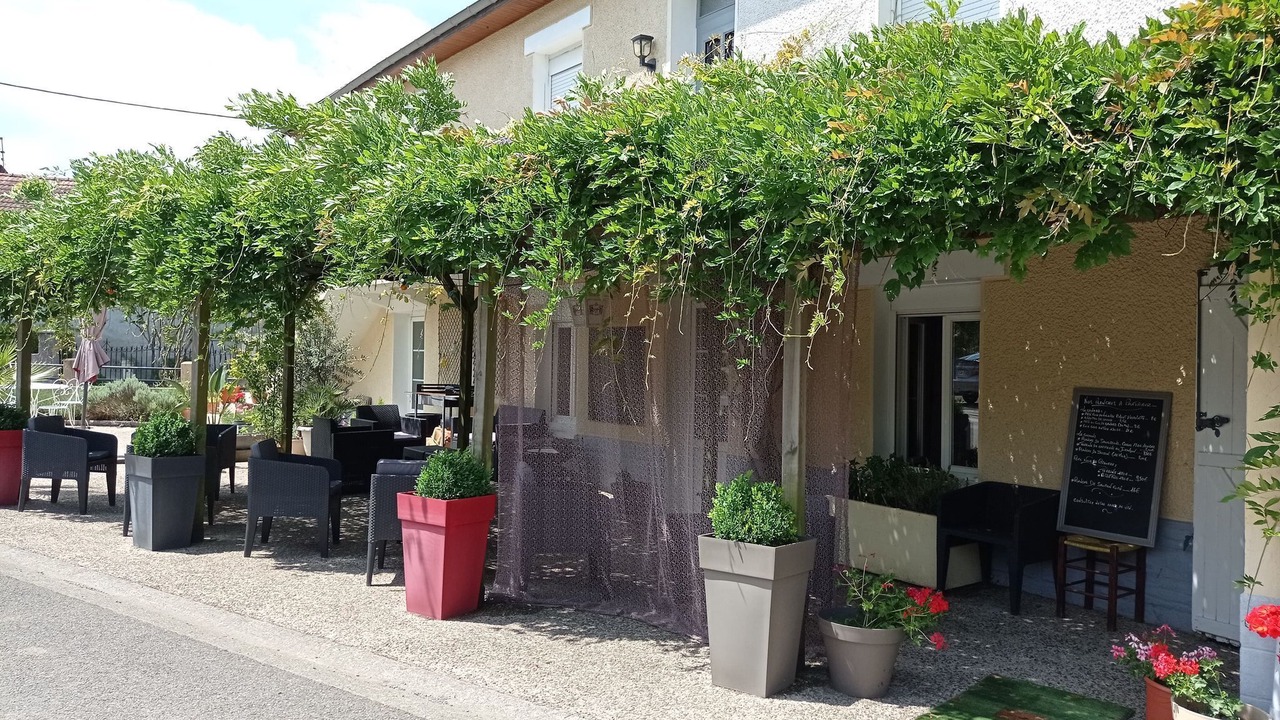 Photo of Outdoor in Poueyferre