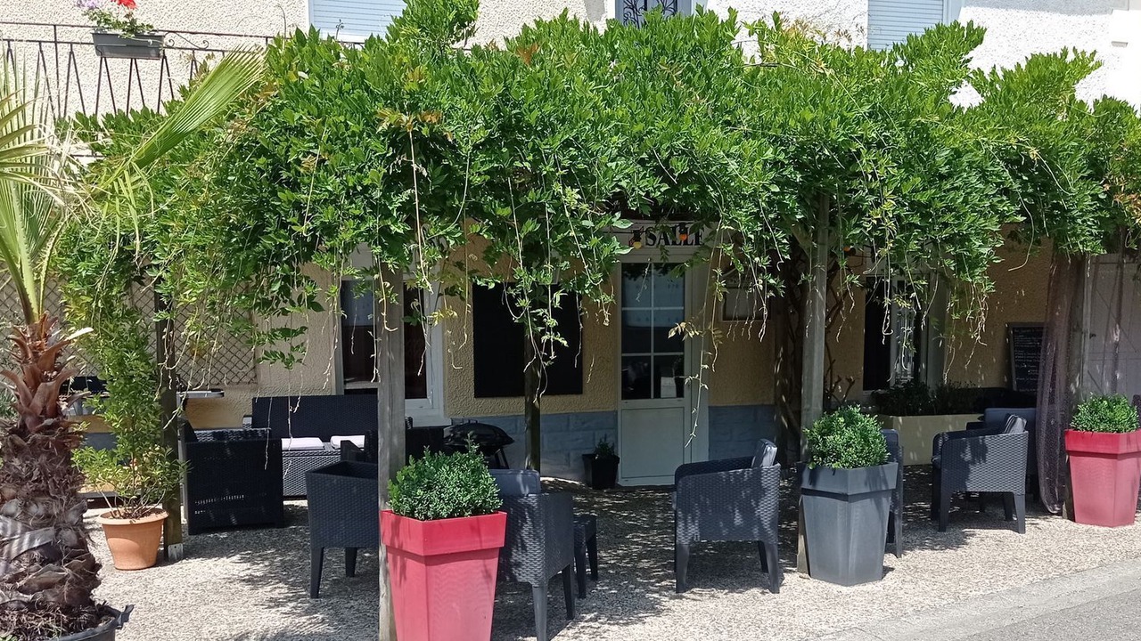 Photo of Outdoor in Poueyferre