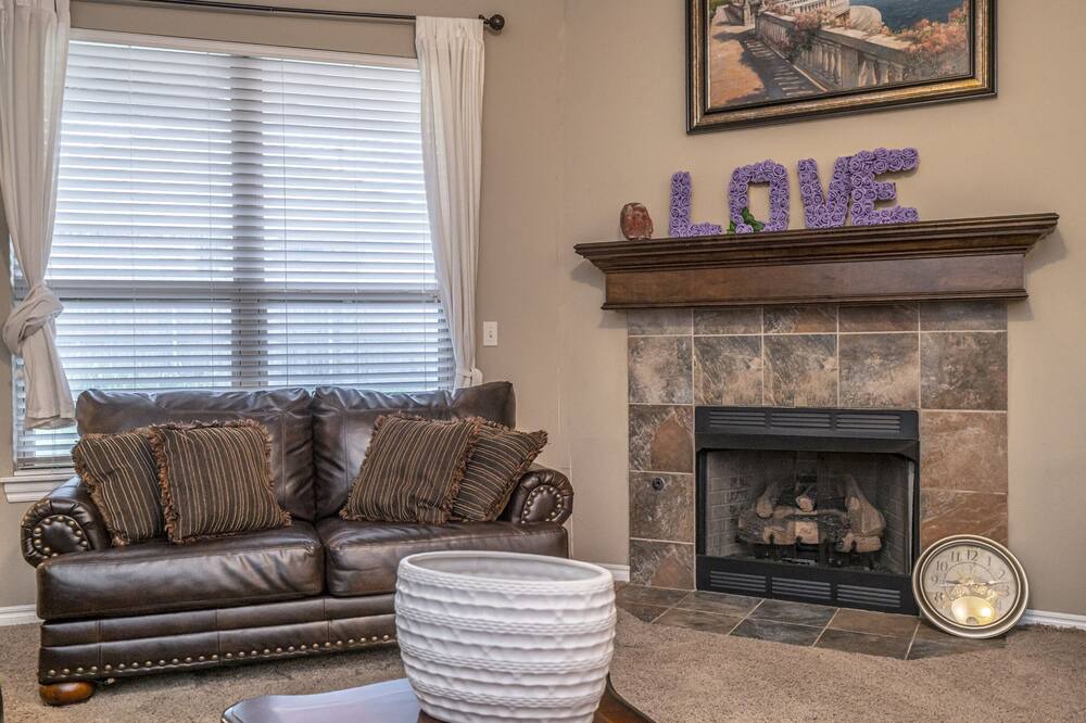 Photo of Livingroom in Norman