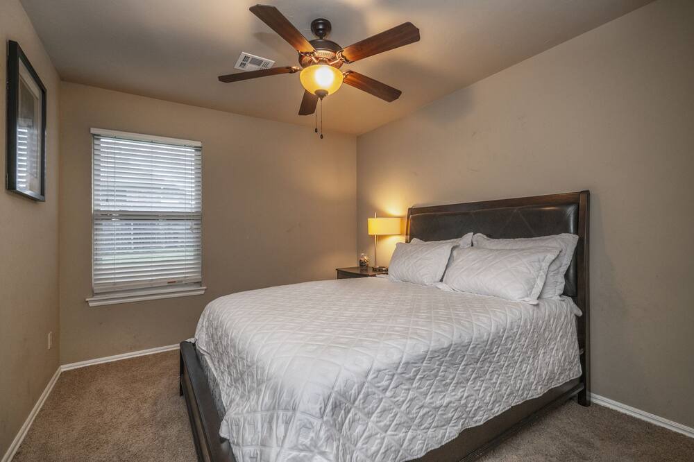 Photo of Bedroom in Norman