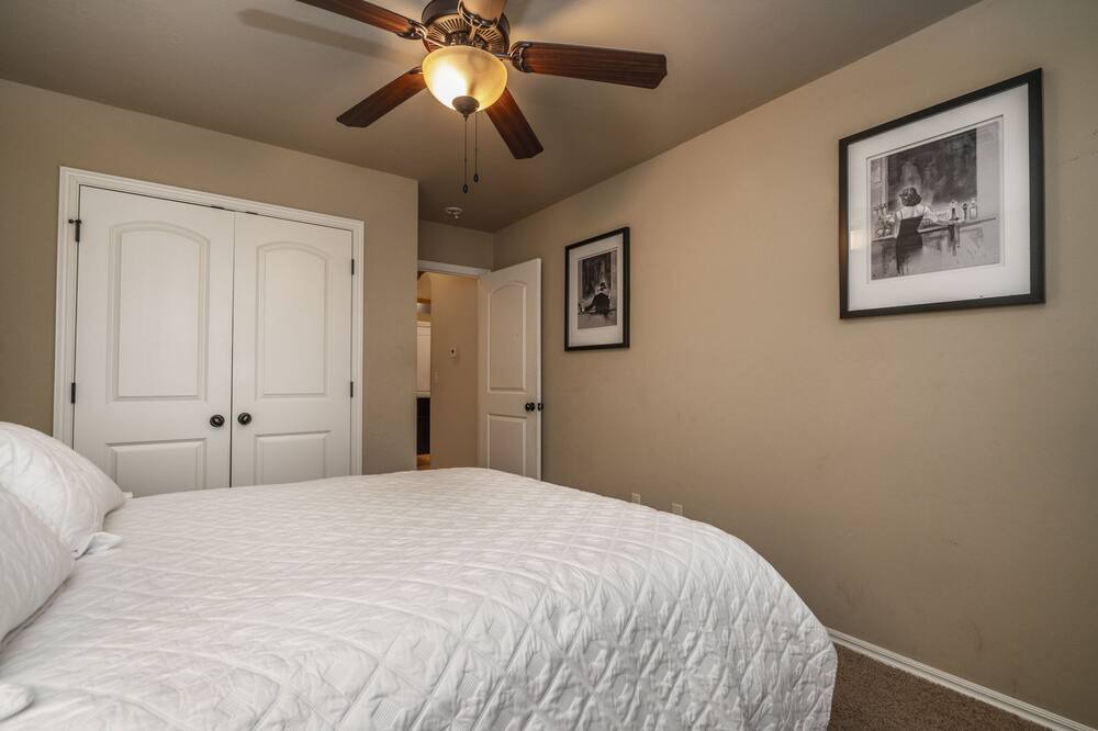 Photo of Bedroom in Norman