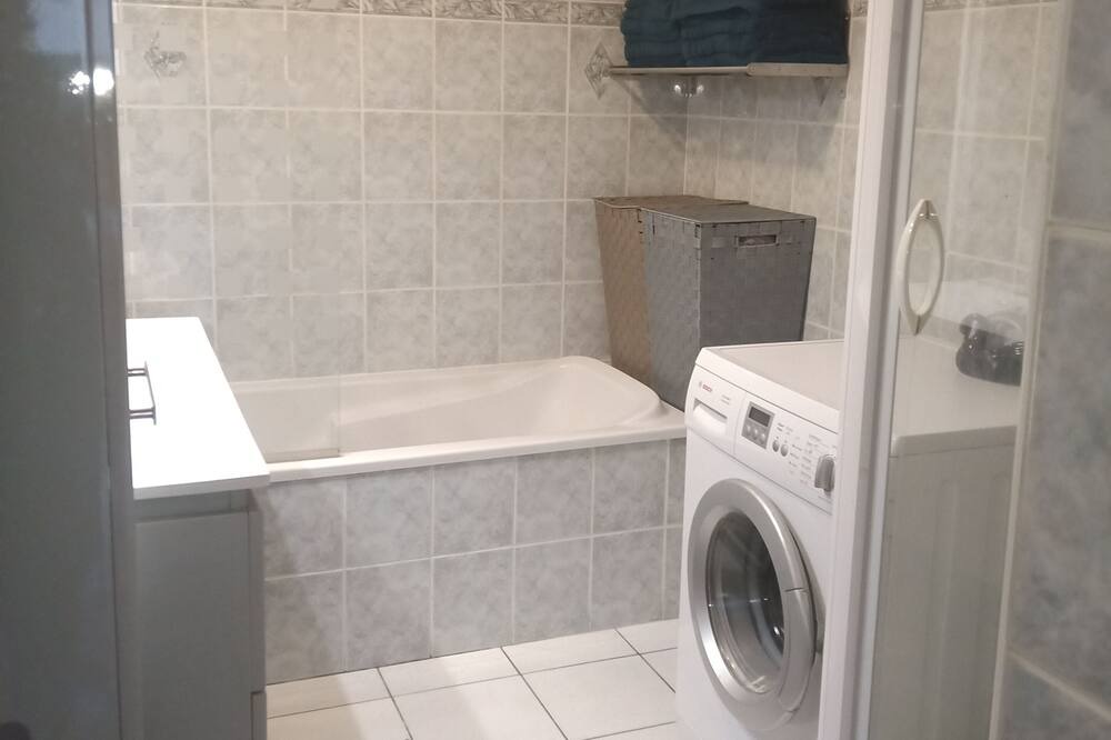 Photo of Bathroom in La Gueriniere