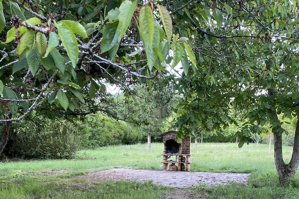 Photo of Outdoor in Piseux