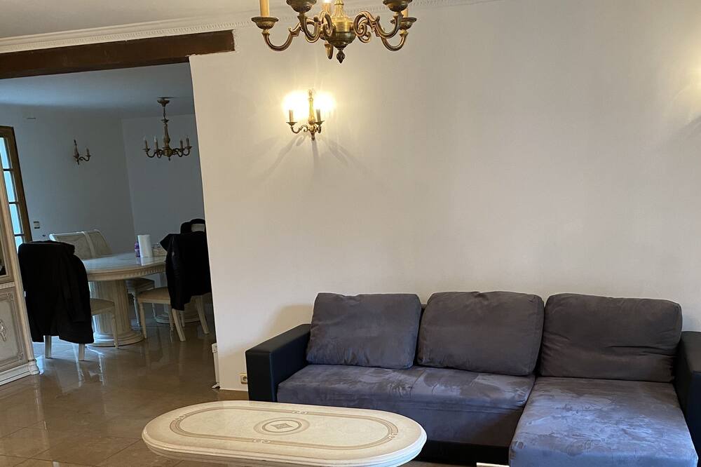 Photo of Livingroom in Piseux