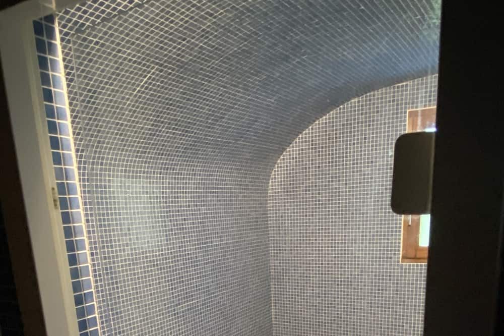 Photo of Bathroom in Piseux