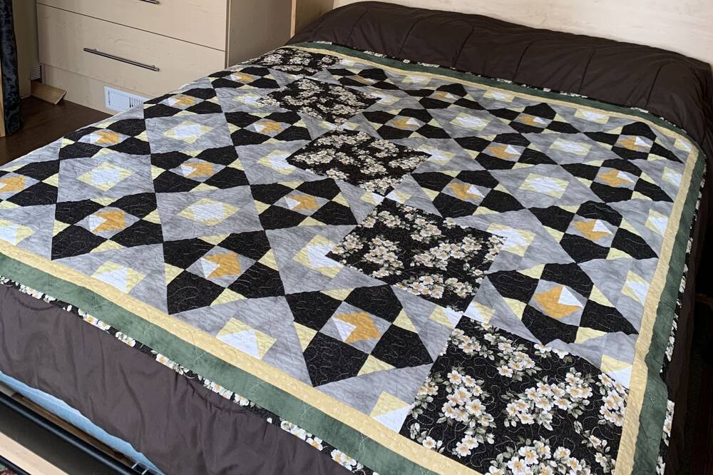 Photo of Bedroom in Grand Beach