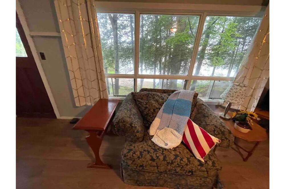 Photo of Bedroom in Frontenac