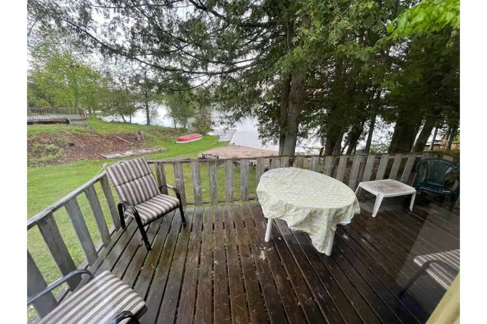 Photo of Patio Balcony in Frontenac