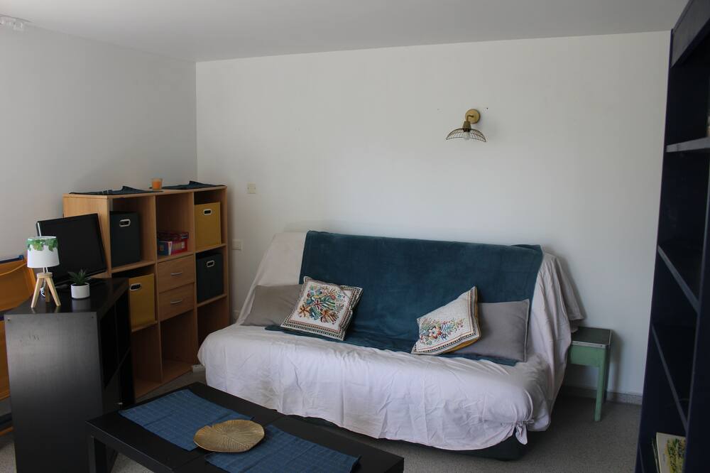 Photo of Livingroom in Druelle Balsac