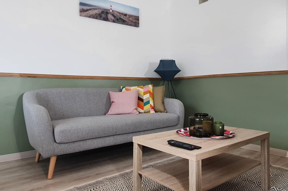 Photo of Livingroom in Saint-Jean Eudes Saint-Gilles