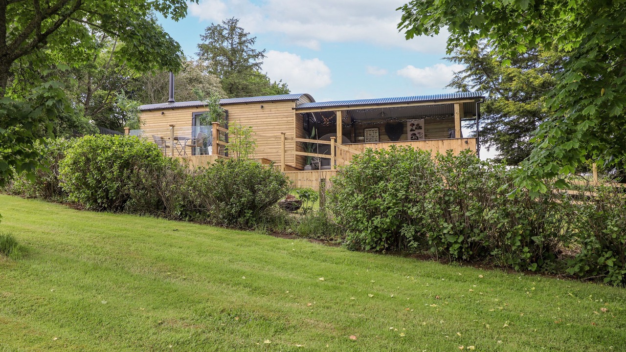 Photo of Others in Hayton