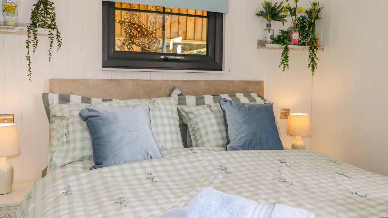 Photo of Others in Hayton