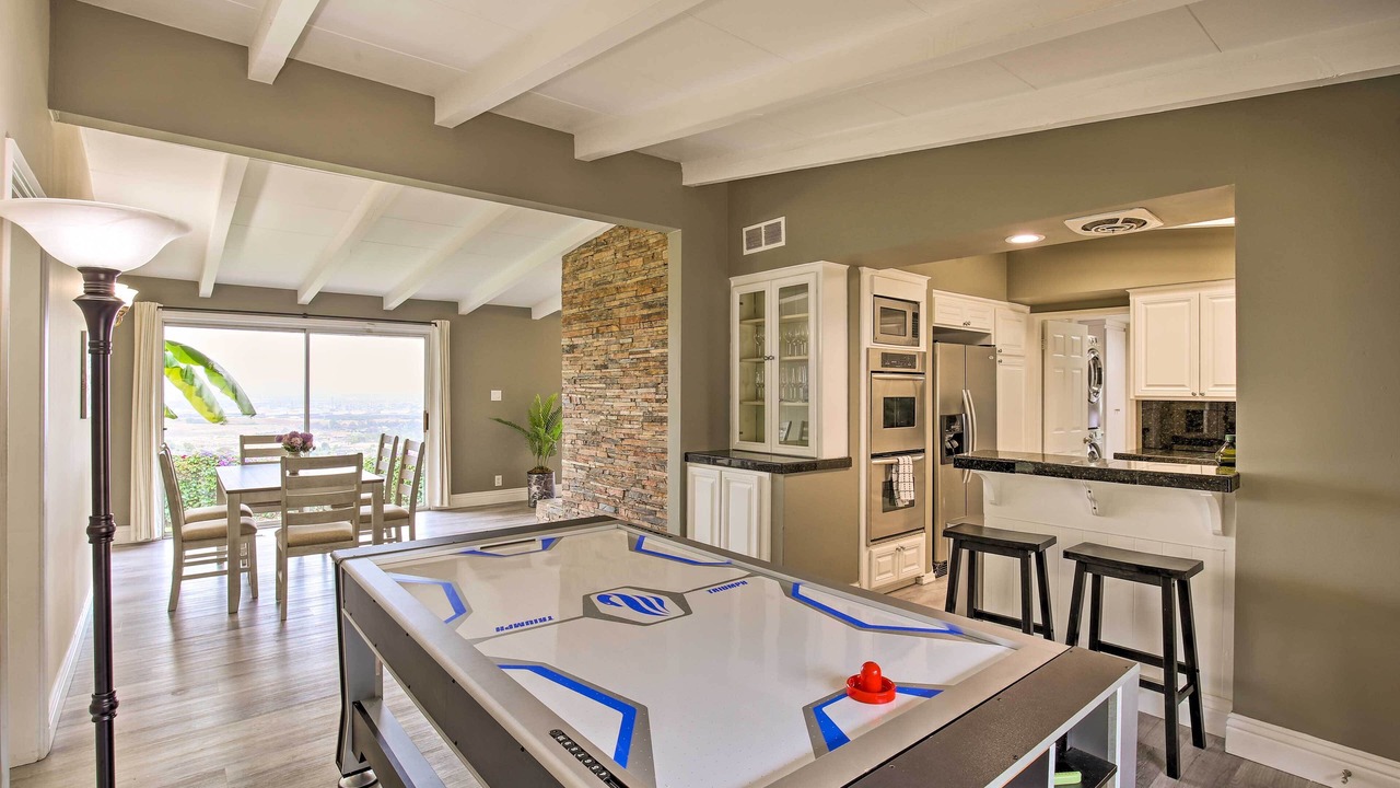 Photo of Bedroom in Rancho Palos Verdes