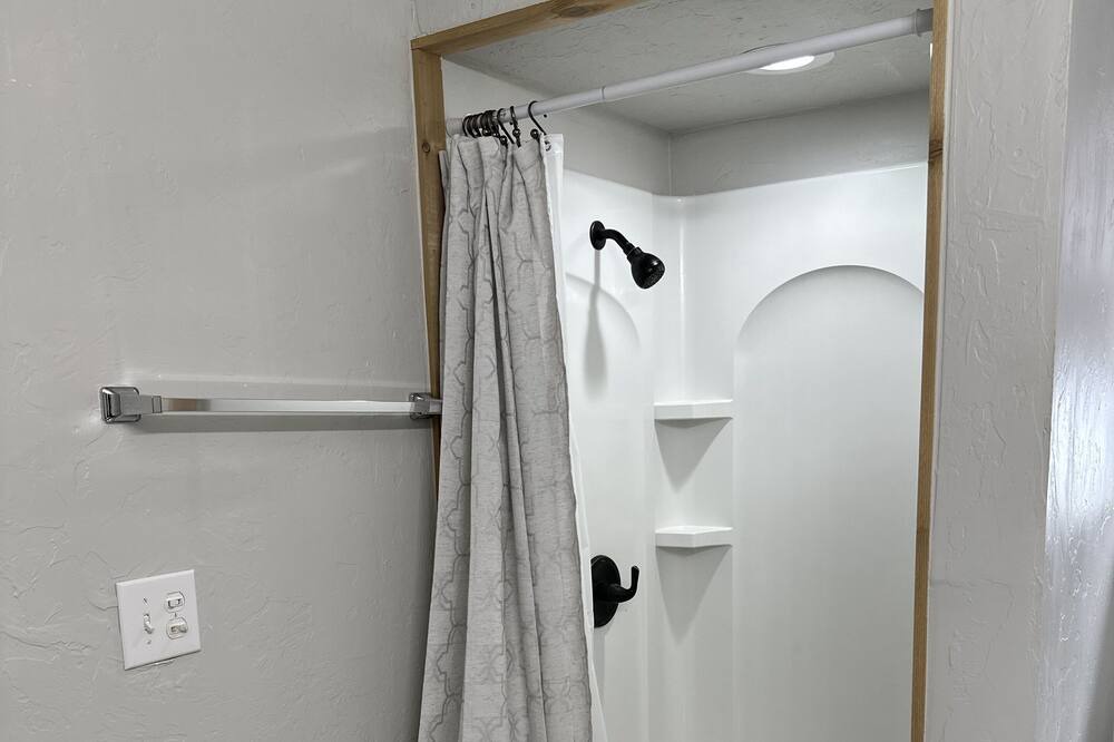 Photo of Bathroom in Midwest City