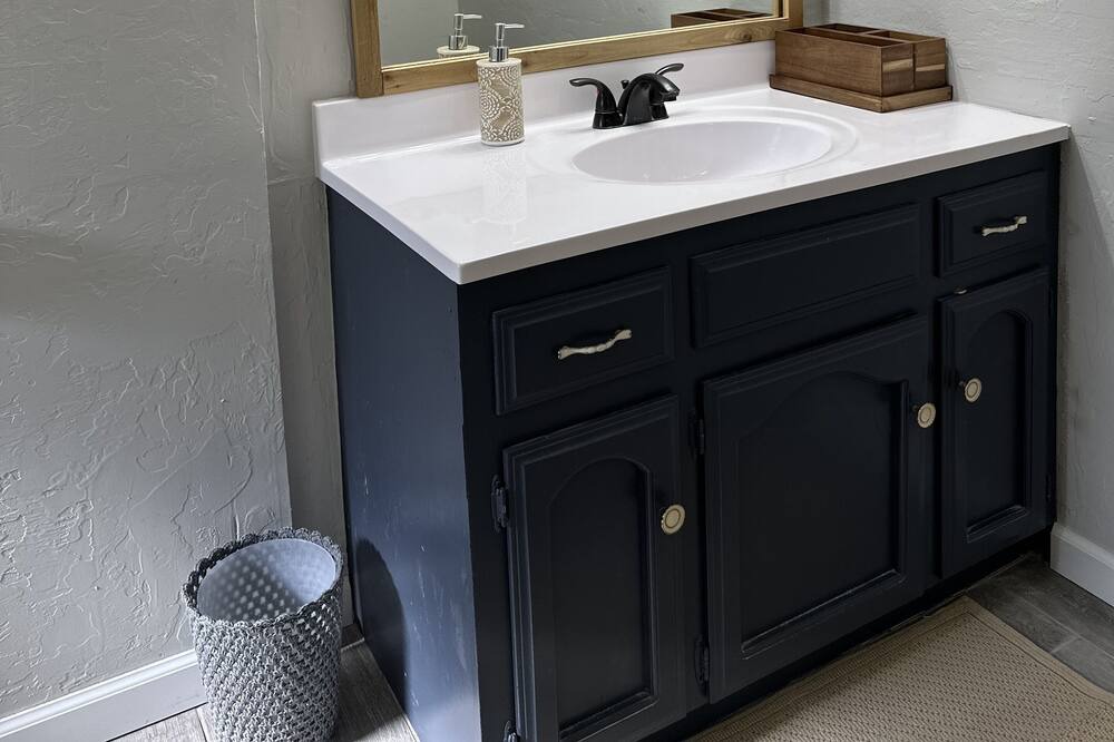 Photo of Bathroom in Midwest City