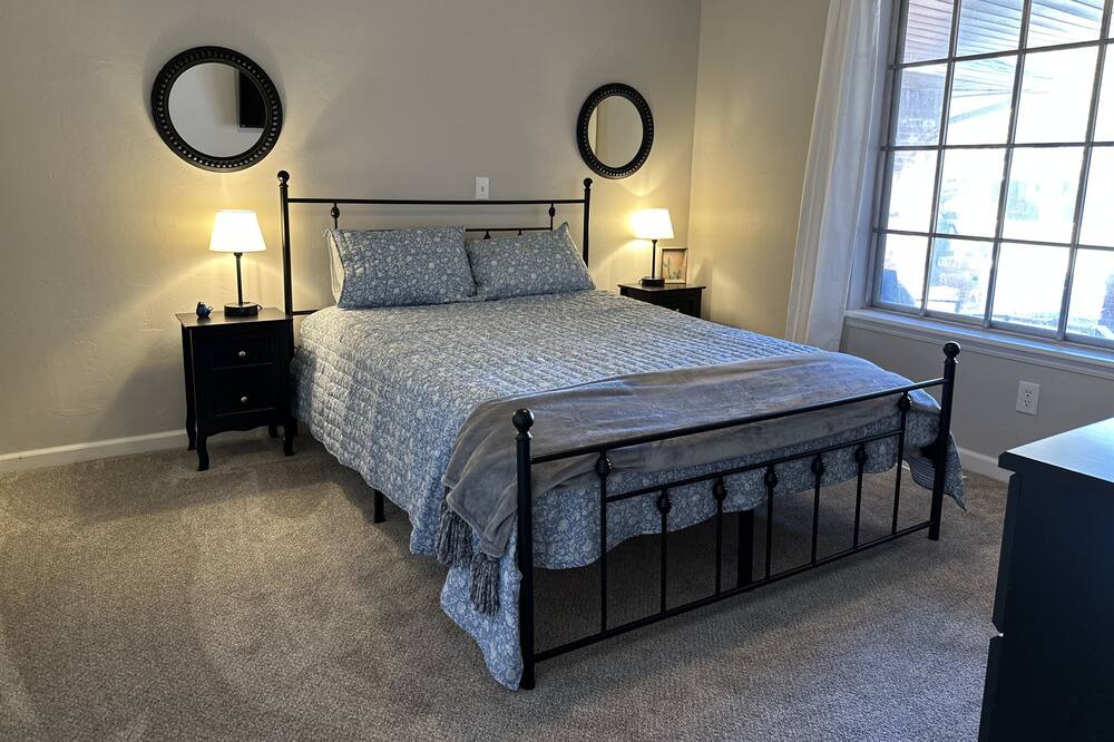 Photo of Bedroom in Midwest City